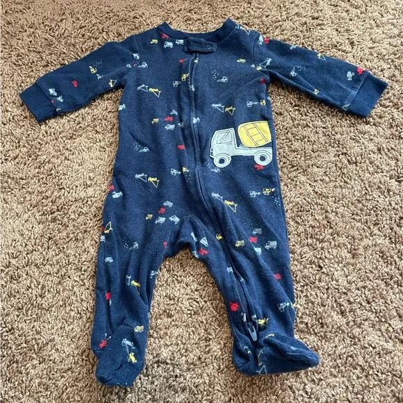 Carter’s footed one piece - Picture 1 of 2